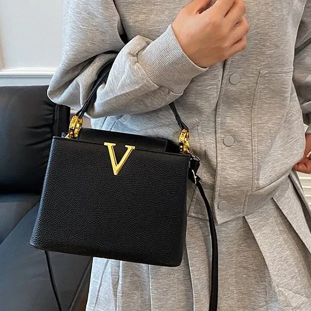 

2026 New Minimalist Bucket Bag, Multi-Way Top Handle Adjustable Shoulder Bag, Casual Women's Purse for Daily Outing