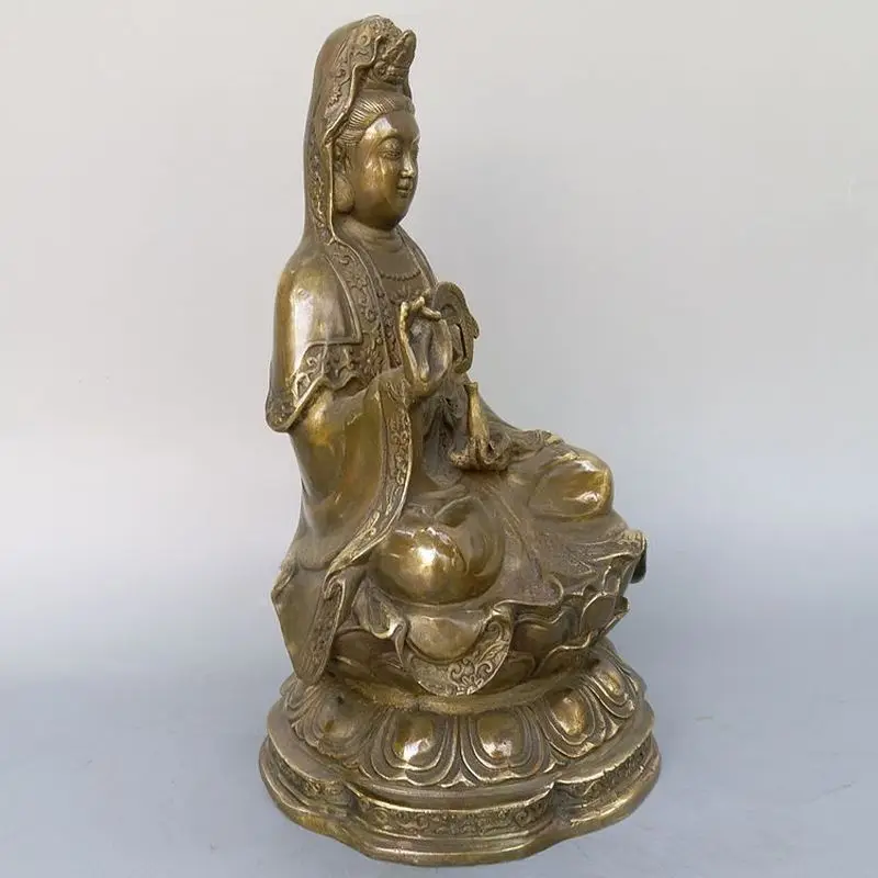 Pure copper statue, sitting figure holding a willow branch, Bodhisattva, peace-bringing Guanyin home decoration