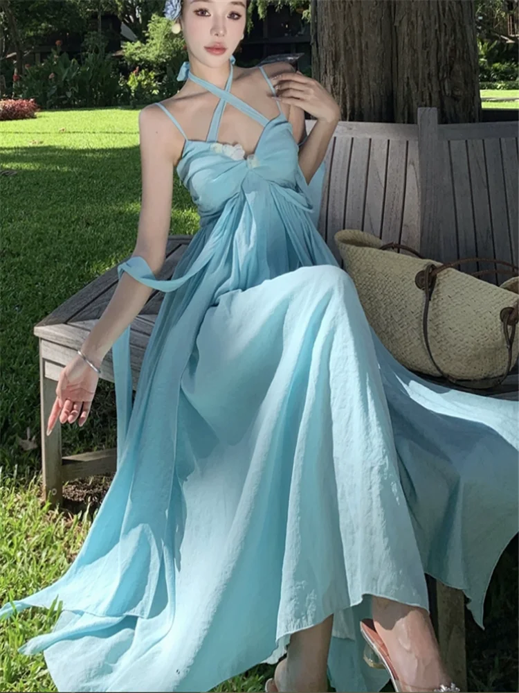 女性のためのセクシーなロングドレス,バックレス,ノースリーブ,ホルターネック,マキシ,ストラップ,休暇,ビーチ,パーティー,夏