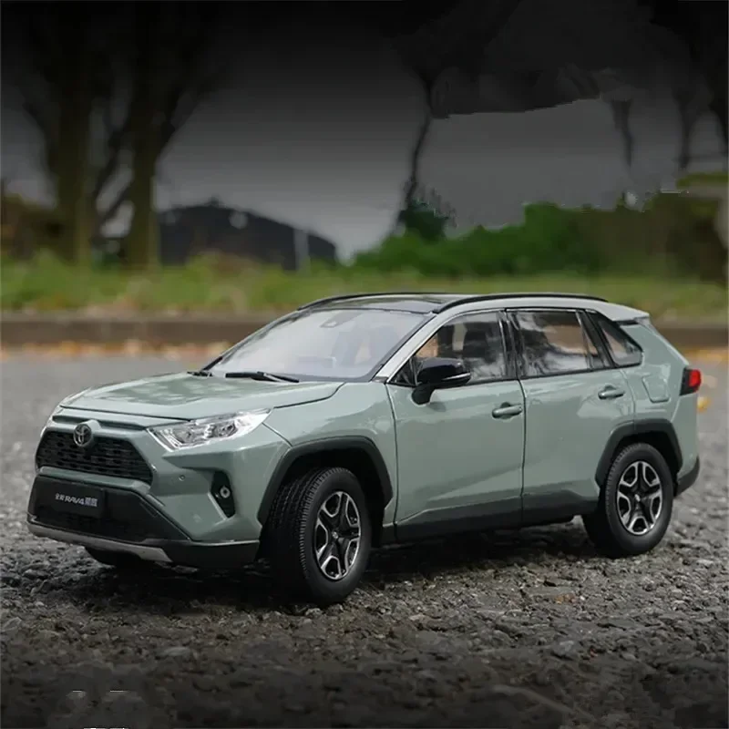 1:32 Alloy Car Model Diecast Metal Toy Vehicles Car Model Simulation Sound Light Collection Childrens Toy Gift for RAV4 SUV