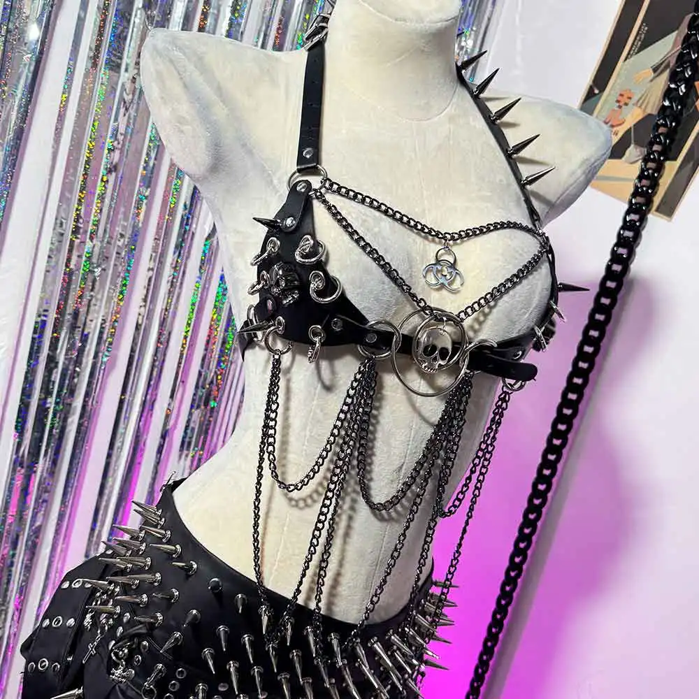 Gothic Emo Punk Woman Top with Spikes Alternative Grunge PU Leather Tank Y2K ALT Harnesses Gothic Clothes for Women 90s Party