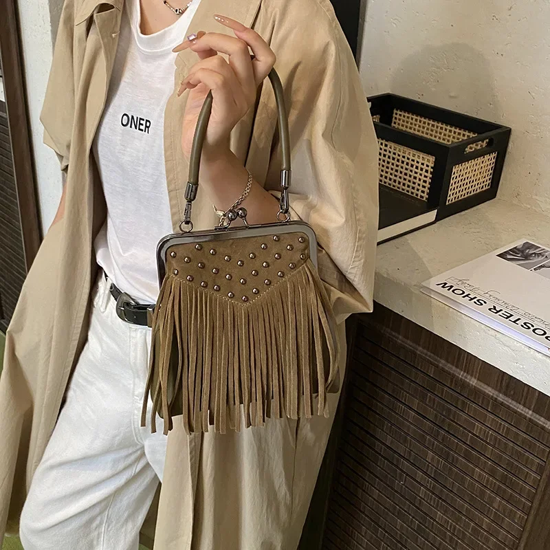 

Fashionable Rivet Shoulder Bag for Women, Niche Tassel Clip, Crossbody Handbag, Small Square Bag