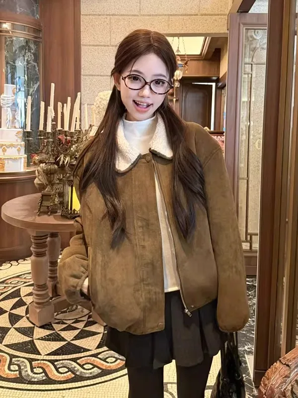 Jaqueta de Couro Americano Retrô com Zíper, Gola Dobrável, Veludo de Pele de Veado, Estilo Coreano, Tamanho Pequeno para Mulheres...