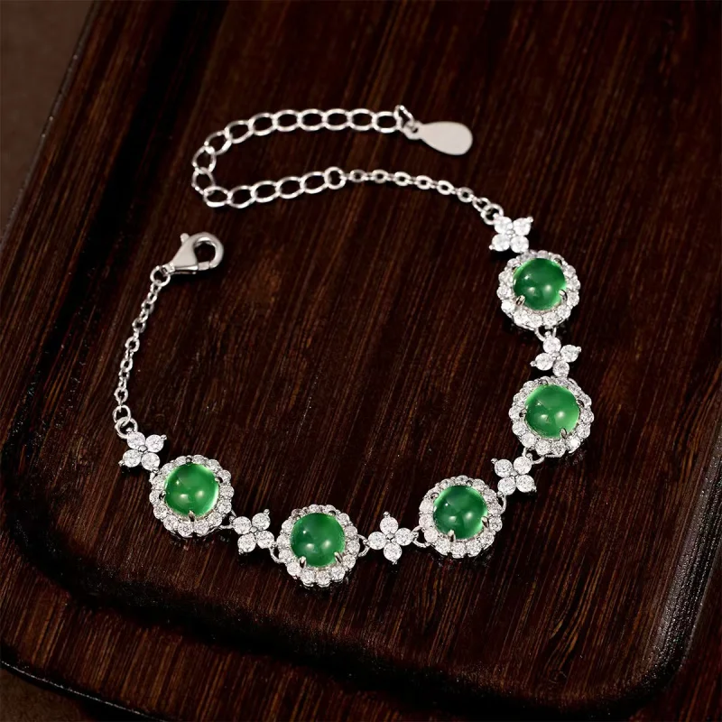 

Green agate new Chinese style chalcedony four-leaf clover bracelet for women, light luxury niche exquisite and beautiful jewelry