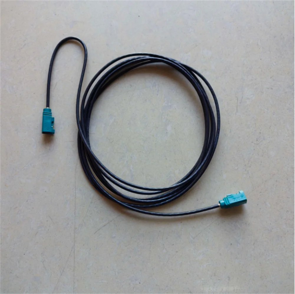 Suitable for Tesla Model 3/Y Leaf Plate Camera Video Transmission Line Camera Wire Harness 1517083-00-A