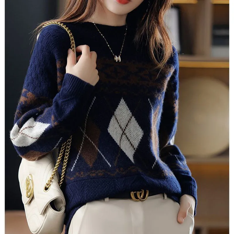 New Autumn and Winter Fashion Trend Retro Jacquard Half High Neck Loose Versatile Slim and Fashionable Women\'s Knitted Sweater