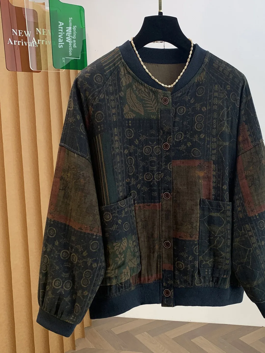 Fashionable Stand Collar Splice Jacket Ribbed Detailing New Autumn Outerwear for Women Anti Aging Top Quality Material