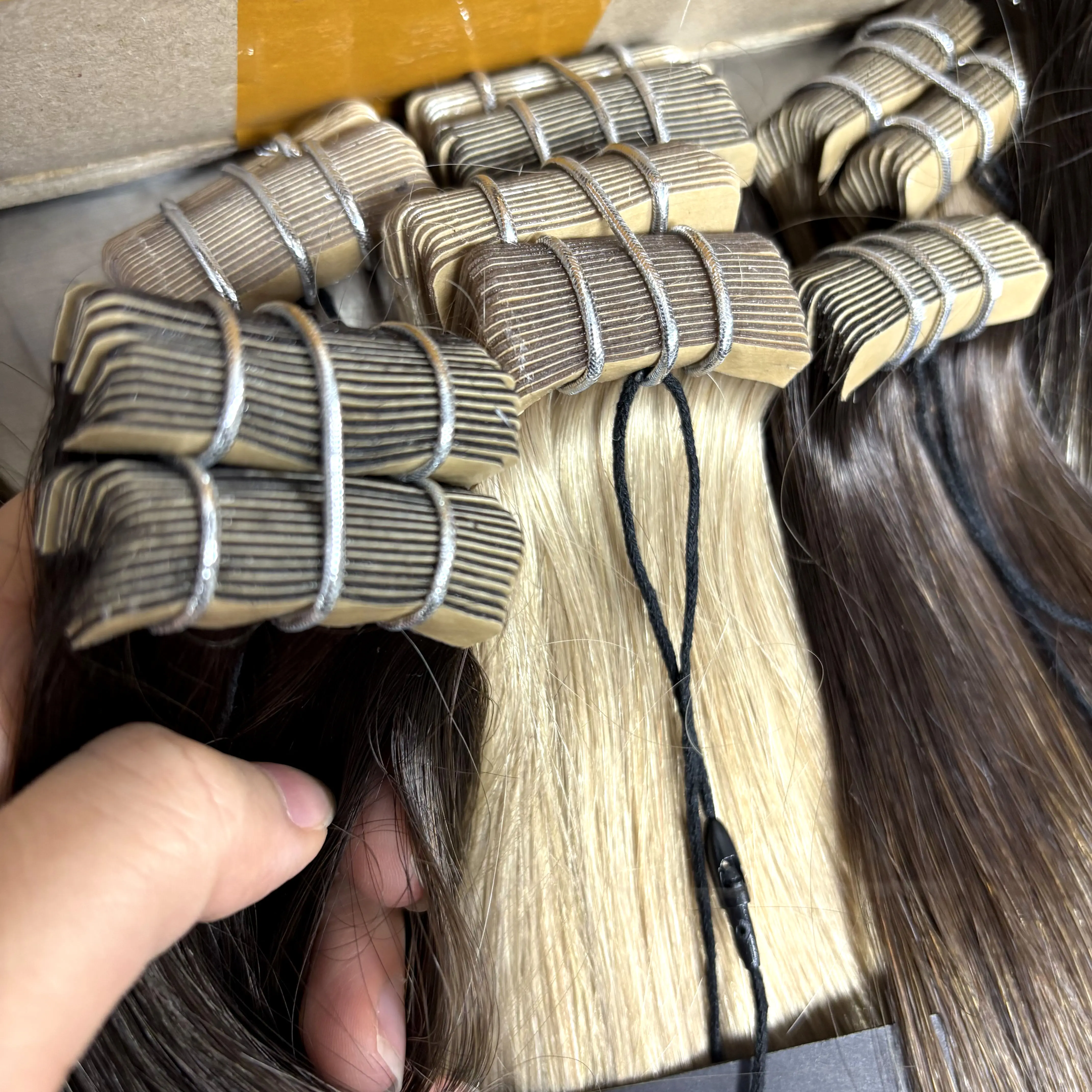 Tape In Vietnamese Virgin Human Hair 50g/20Pcs Colored Straight Extensions Skin Weft Adhesive Glue On Salon Quality