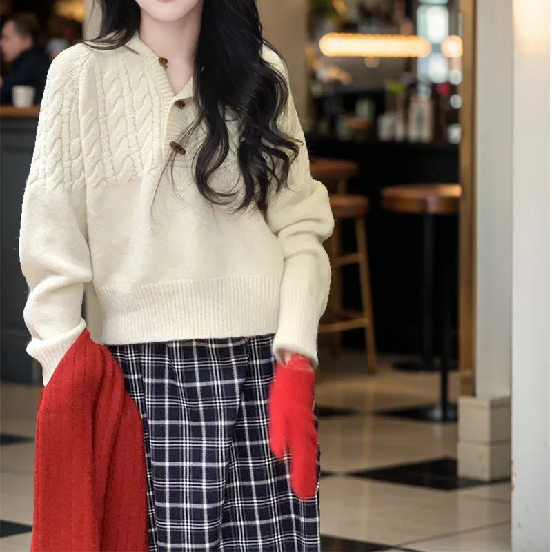 Jin Qian Vintage Christmas Horn Buttons Hooded Knit Sweater Long Sleeve Autumn New Style Zizhi Car Lingzhi Coat