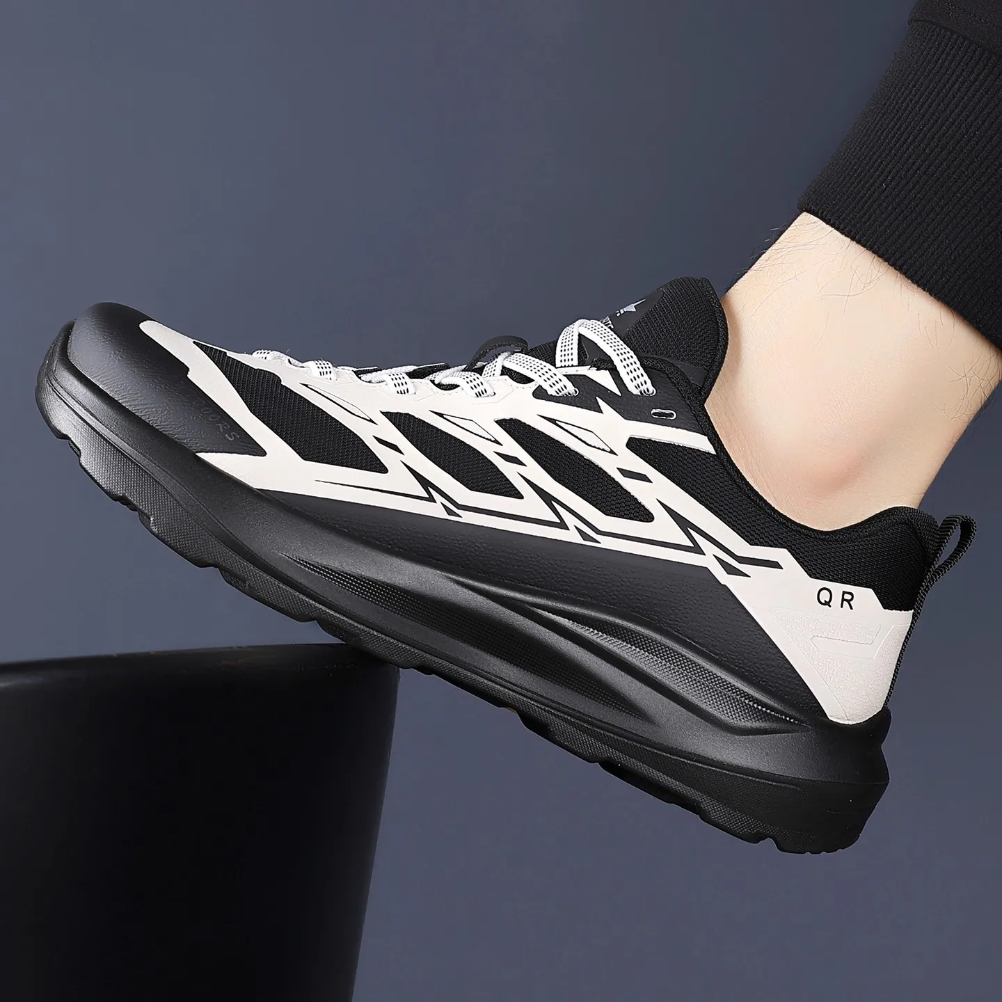 Winter New Arrivals 2025 Hot-selling Durable Anti-slip Walking Shoes (Unisex) Casual Sports Anti-slip Hiking Boots Excellent