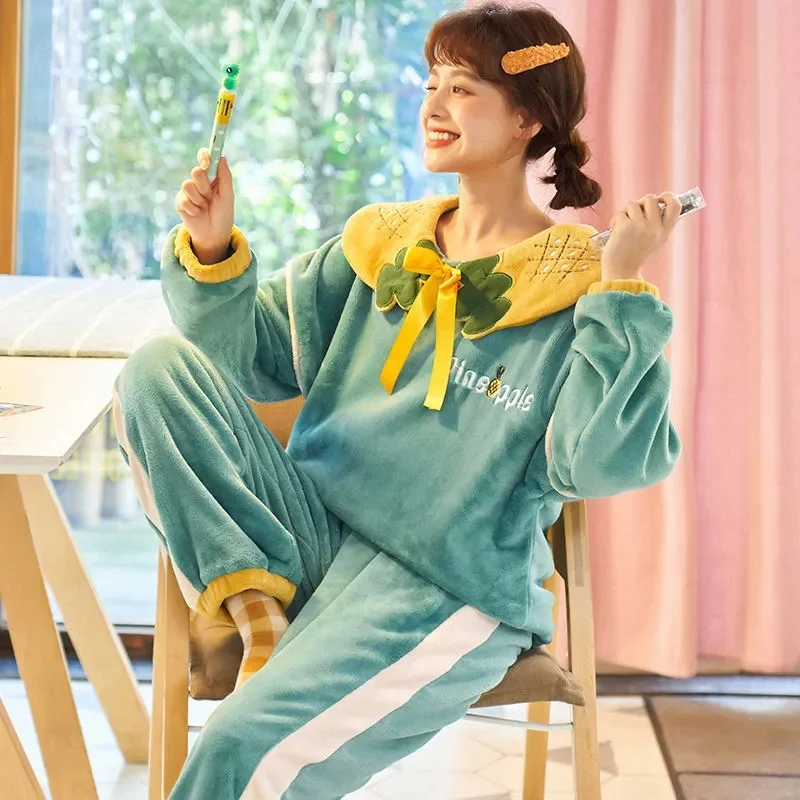 Korean Ins Cute Strawberry Bear Coral Velvet Pajamas Women\'s Autumn And Winter New Thickene Velvet Home Clothes Two-Piece Suit