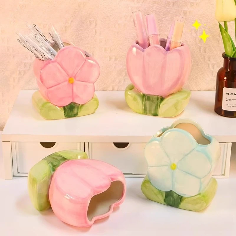 Flower ceramic pen holder, desktop cute girl pen holder office stationery storage rack children's  students creative ornaments