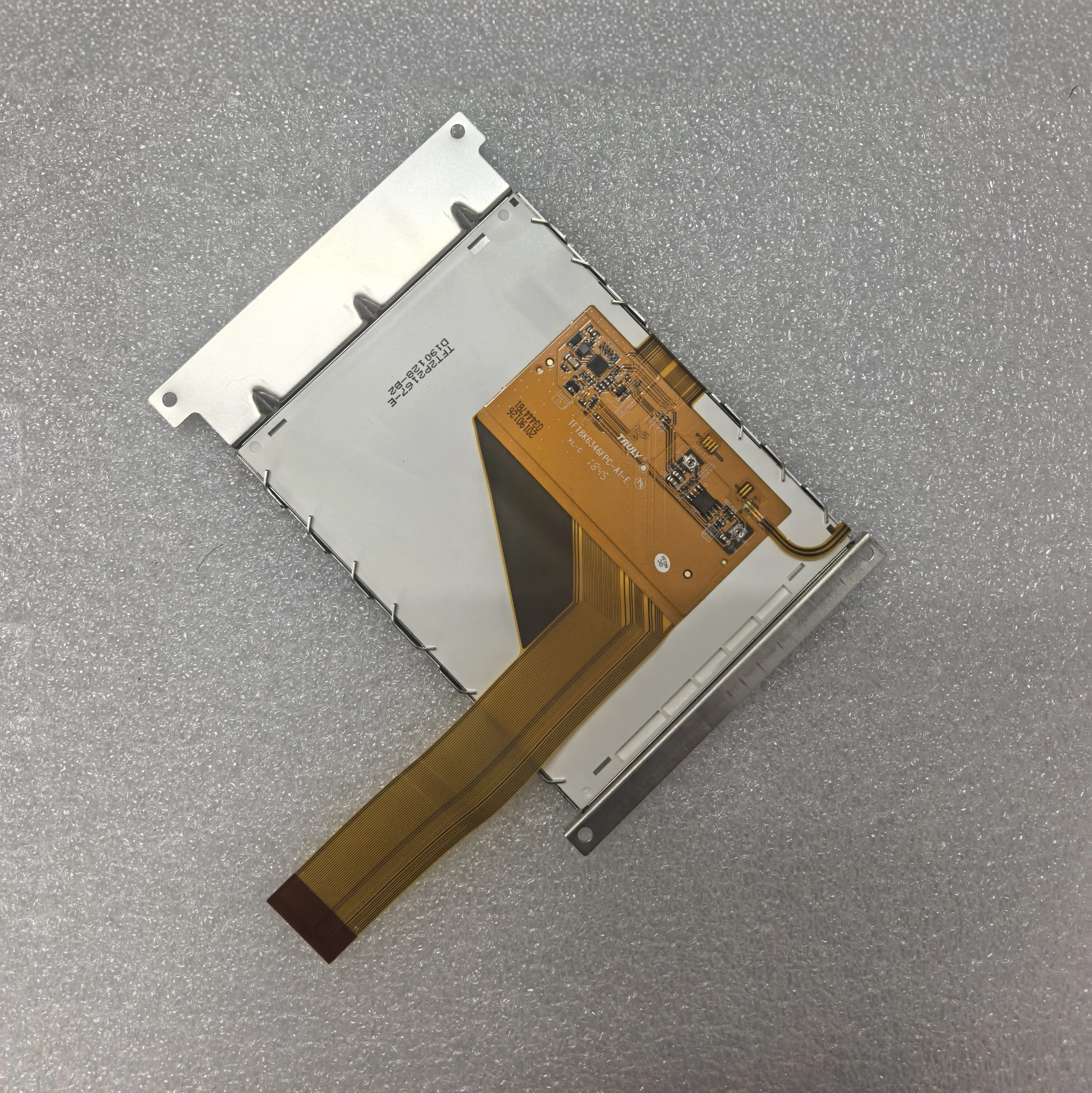 

TFT8K6346FPC-A1-E TFT2P2167-E ЖК-экран