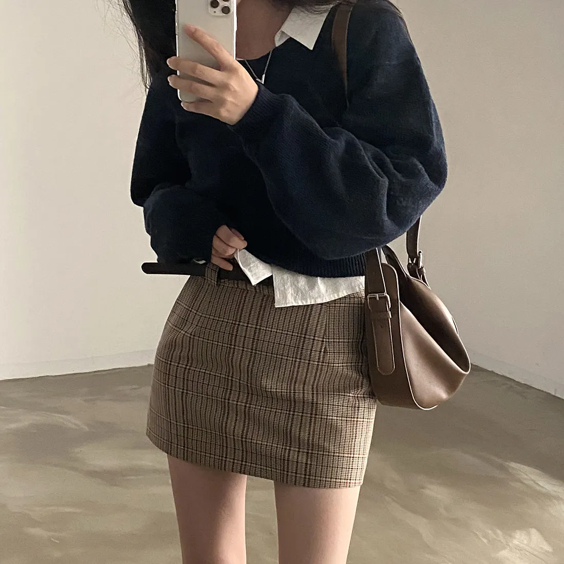 

Korean style V-neck Pullover Sweater Solid Color Loose Feeling Casual Long Sleeve Knit Women