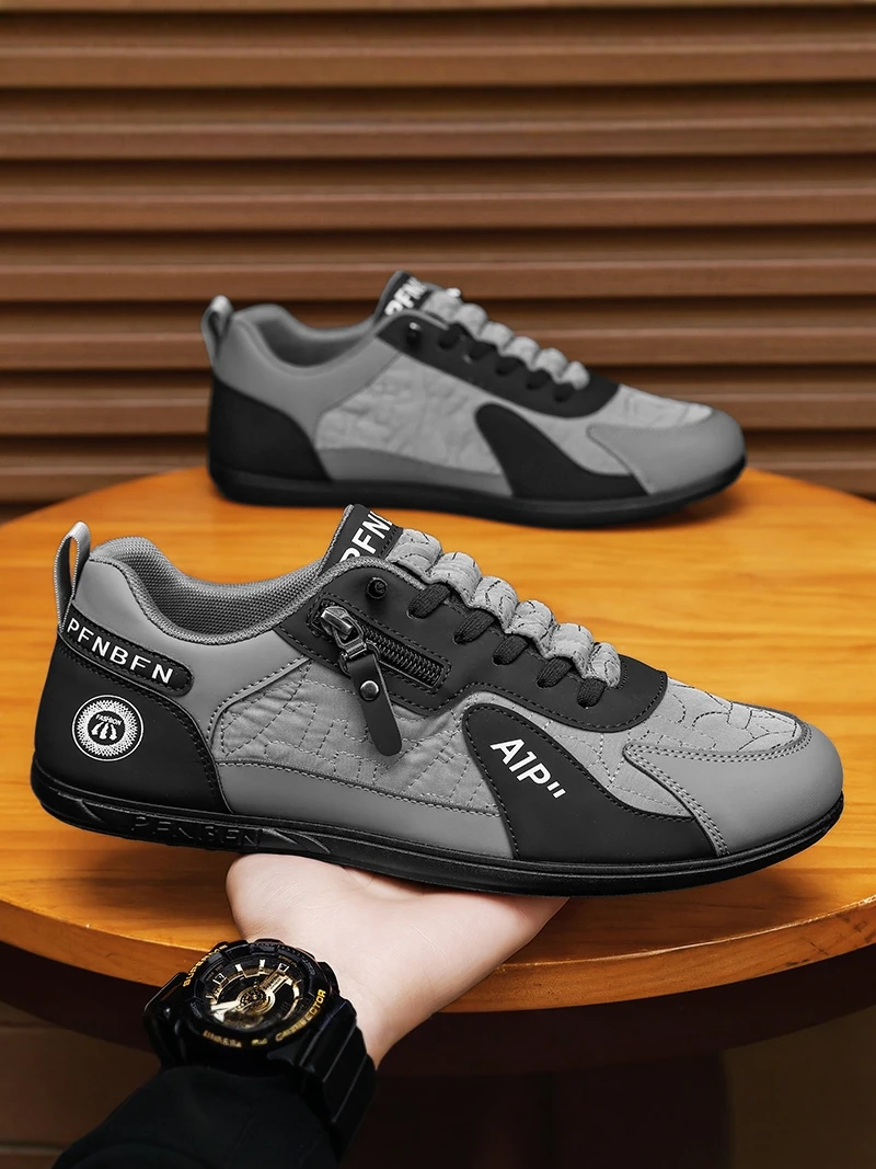 

Casual Lightweight Men's Shoes Soft Bottom Versatile Slip-On Deoxynucleotide Sneakers Fashionable All-Match Spring Autumn Wear