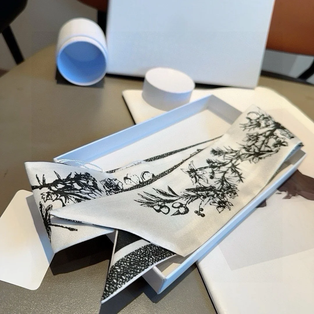 Echarpe-en-soie-de-luxe-de-6-x-100-cm-fabriquee-en-soie-pure-peut-etre-utilisee-comme-foulard-sangle-de-sac-ou-bracelet-un-cadeau-haut-de-gamme