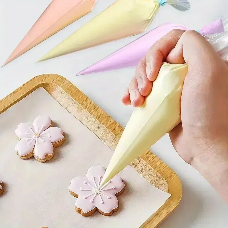100/200/300PCS Disposable Piping Bag Pastry Bags Icing Fondant Cake Cream Bag for Decorating Pastries Cakes Baking Tools