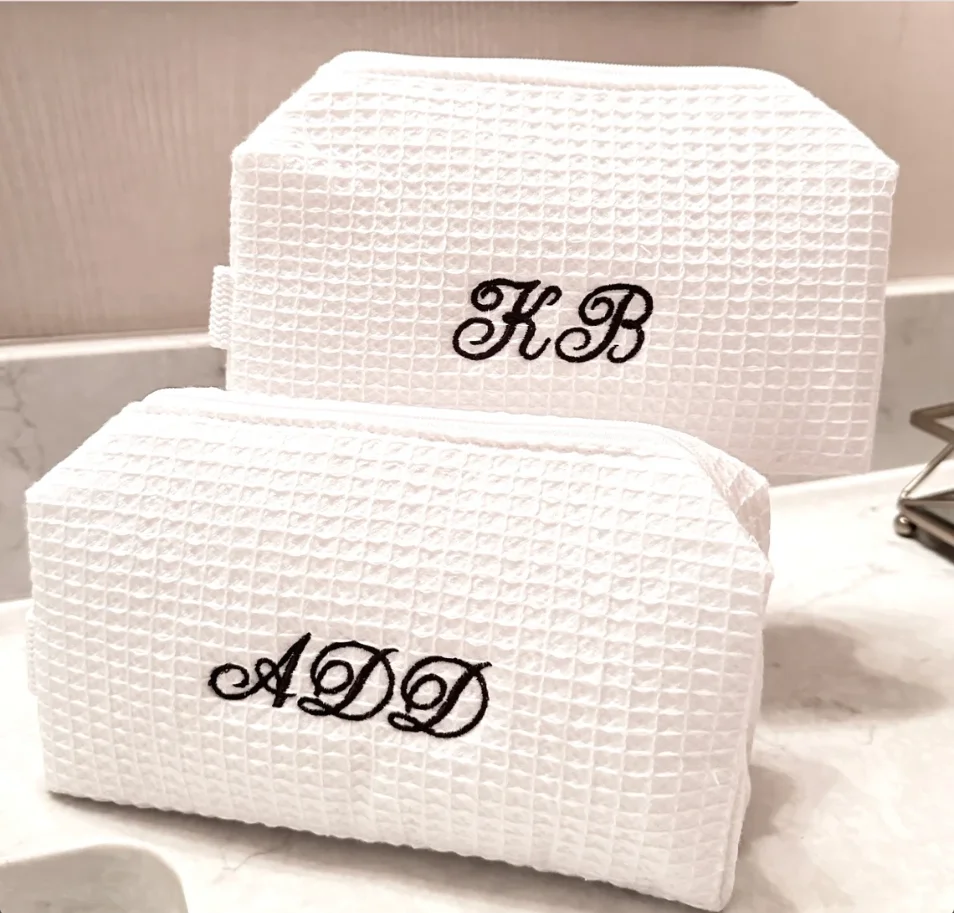 Personalisierte Geschenk- und Make-up-Tasche für Mädchen, Waffel-Reiseaufbewahrung, große Kapazität für Schreibwaren und Make-up-Tasche, Brautjungfern-Geschenke