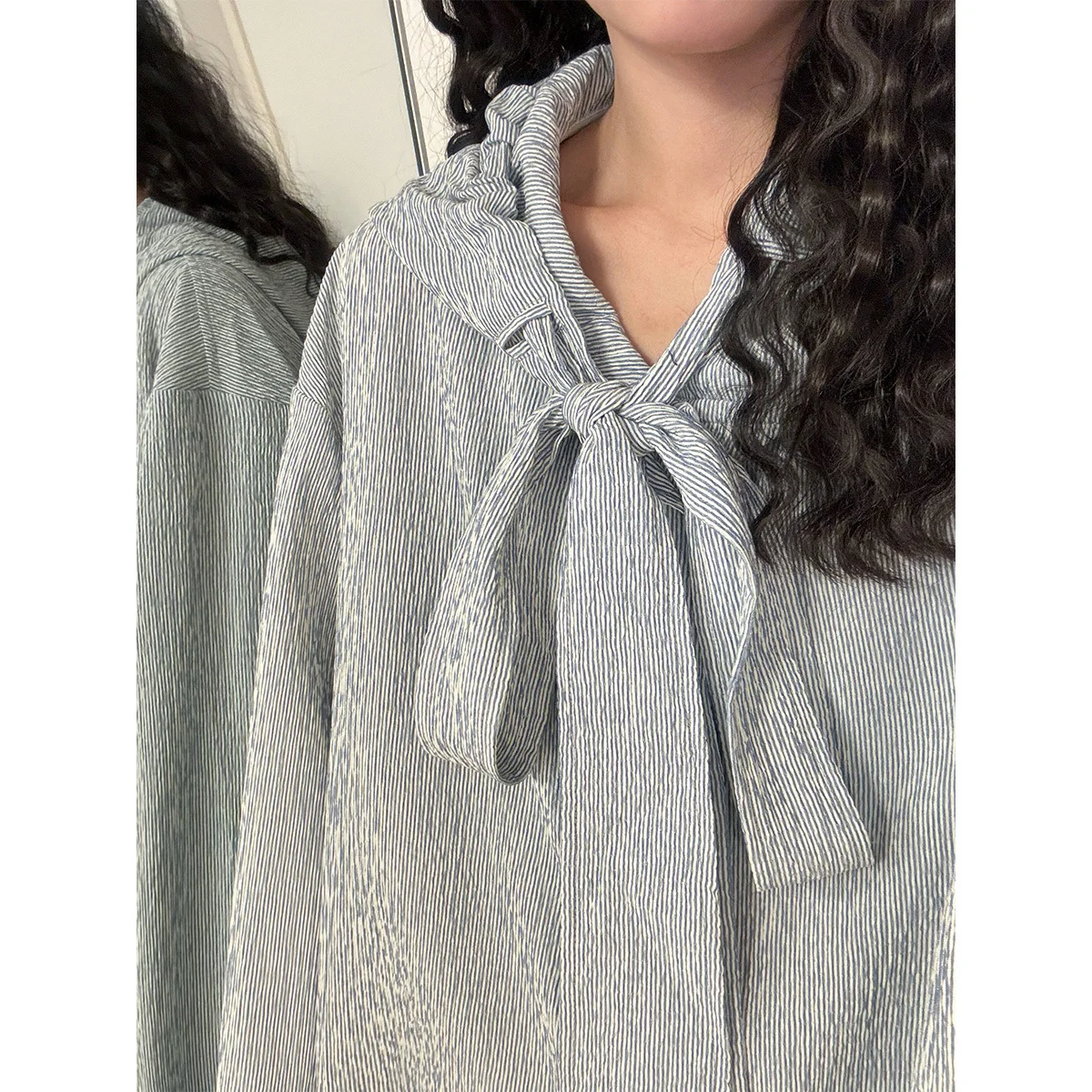 قمصان نسائية بأكمام طويلة من الساتان بأزرار سفلية وأكمام واسعة بقصة ضيقة وأكمام فانوس بسيطة للمكتب بتصميم عتيق أنيق للتنقل المؤنث #5