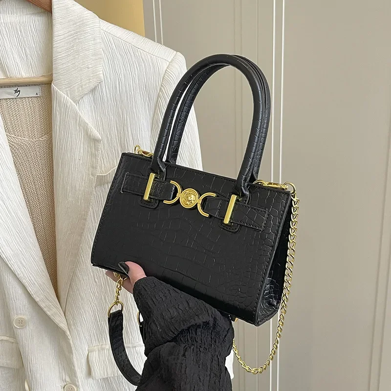 

Winter Hot Sale Paris Designer Style Luxury Women's Bag Exquisite Chain Shoulder Messenger Portable Small Square Fashion Handbag