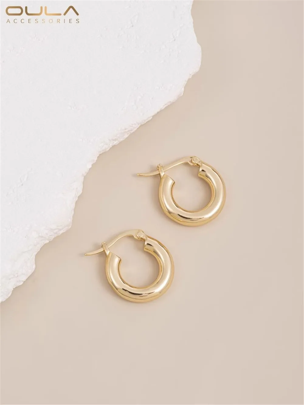 

14K Gold Copper Metal Earrings French Simple Plain Hoop Earrings Light Luxury High-grade Sense of Quality Net Red Earrings