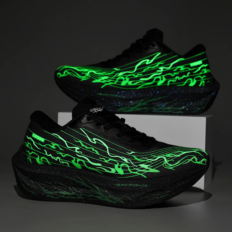 أحذية ماراثون للرجال للجري من الكربون، أحذية رياضية متخصصة قابلة للتنفس وخفيفة الوزن للنساء، أحذية رياضية مرنة مضادة للانزلاق