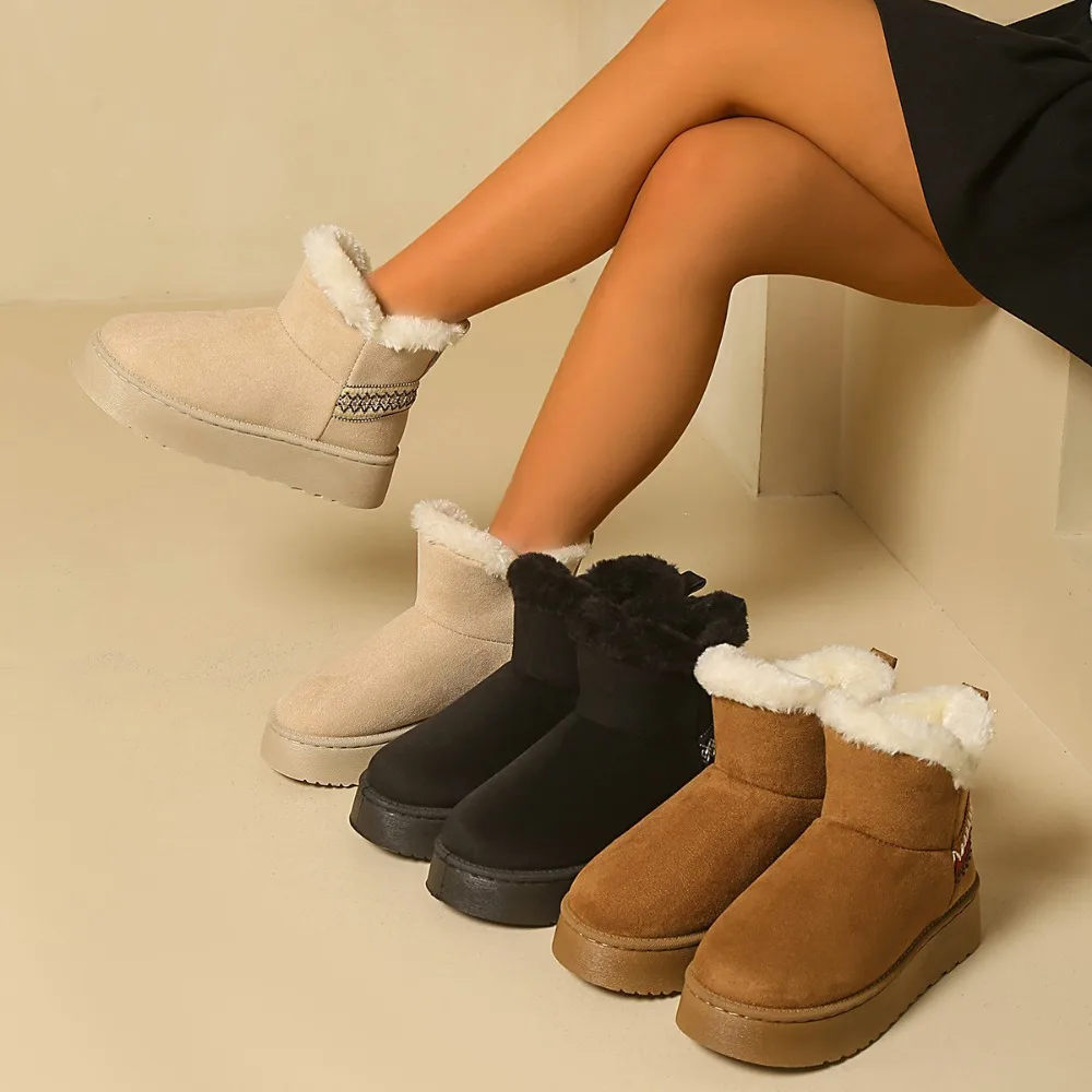 New Winter Women's Suede Snow Boots with Thick Soles Anti Slip and Warm Cotton Shoes Ethnic Style Short Tube Women's Boots view 5