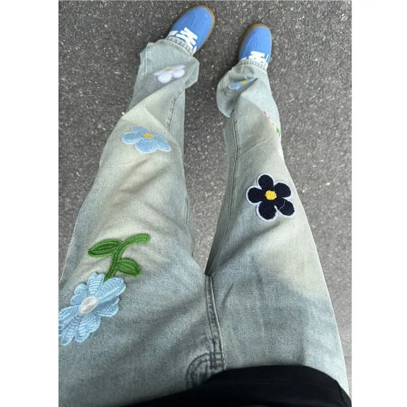 Flower embroidered bootcut jeans for men, American high street vibe pants, trendy brand handsome street straight scimitar pants