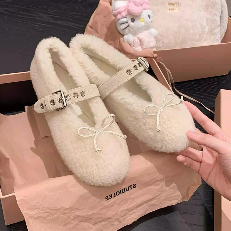 

Fashion Buckle Strap Women Shoes Round Head Plush Cover Heel Flats Solid Outdoor Zapatos Mujer