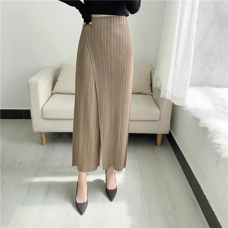 Miyake Style Women Pleated Solid Color Ankle-length Pants Elastic Waist Wide Leg Straight Female Trsouser Loose 2025 Summer