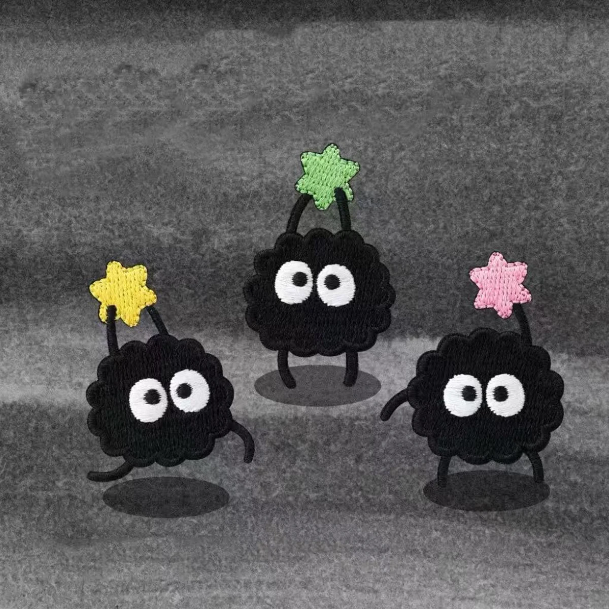 Czarna kreskówka śliczna Pixie haftowana tkanina dekoracyjna samoprzylepna naszywka na ubrania