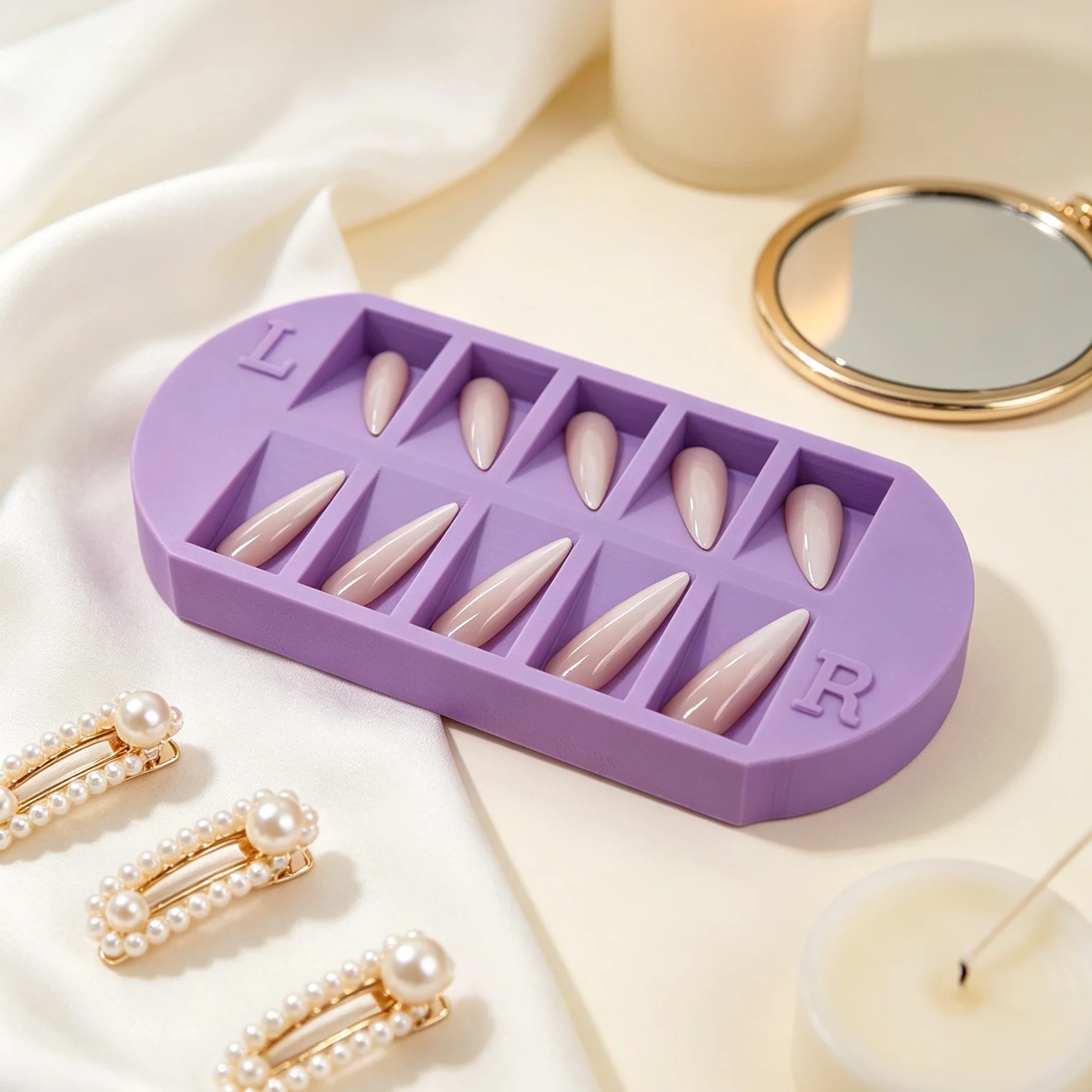 8 Grids Nail Tip Storage Tray with L/R Mark False Nail Display Organizer Reusable Nail Art Plate for Salon Home Manicure