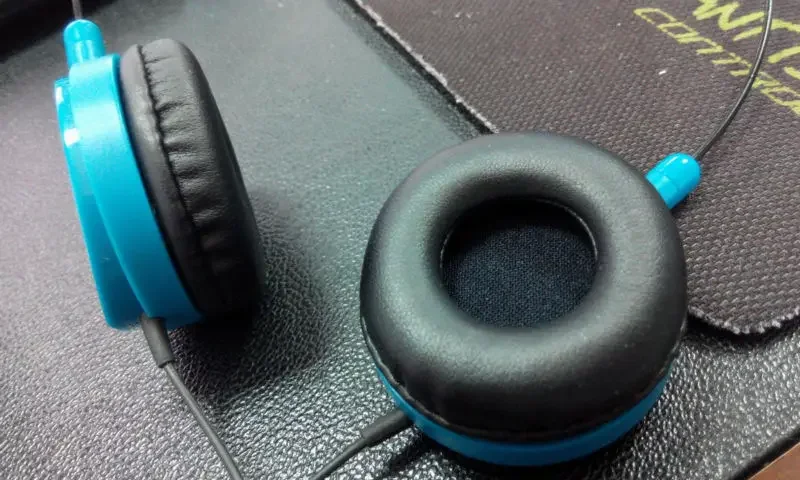 Replacement Ear pads Compatible With Audio-Technica ATH-ON300/ATH-ON3/MOTOROLA  HT820 /DELL BH200  Ear pads Soft Comfortable