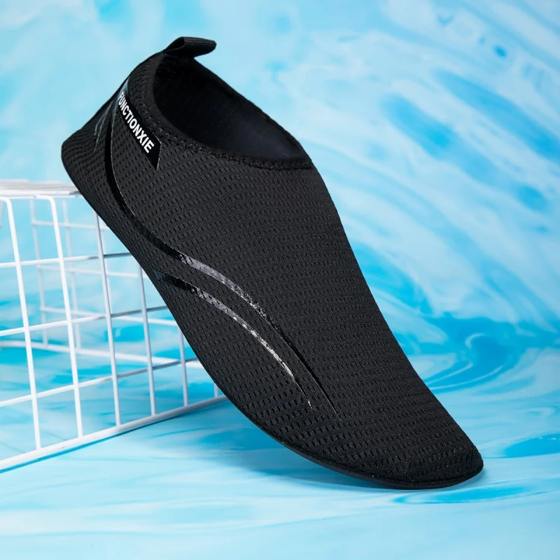 Plain Color Outdoor Water Shoes Fashion Simple Design WearAnti Slip River Tracing Footwear For Couple Beach & Outdoor Activities