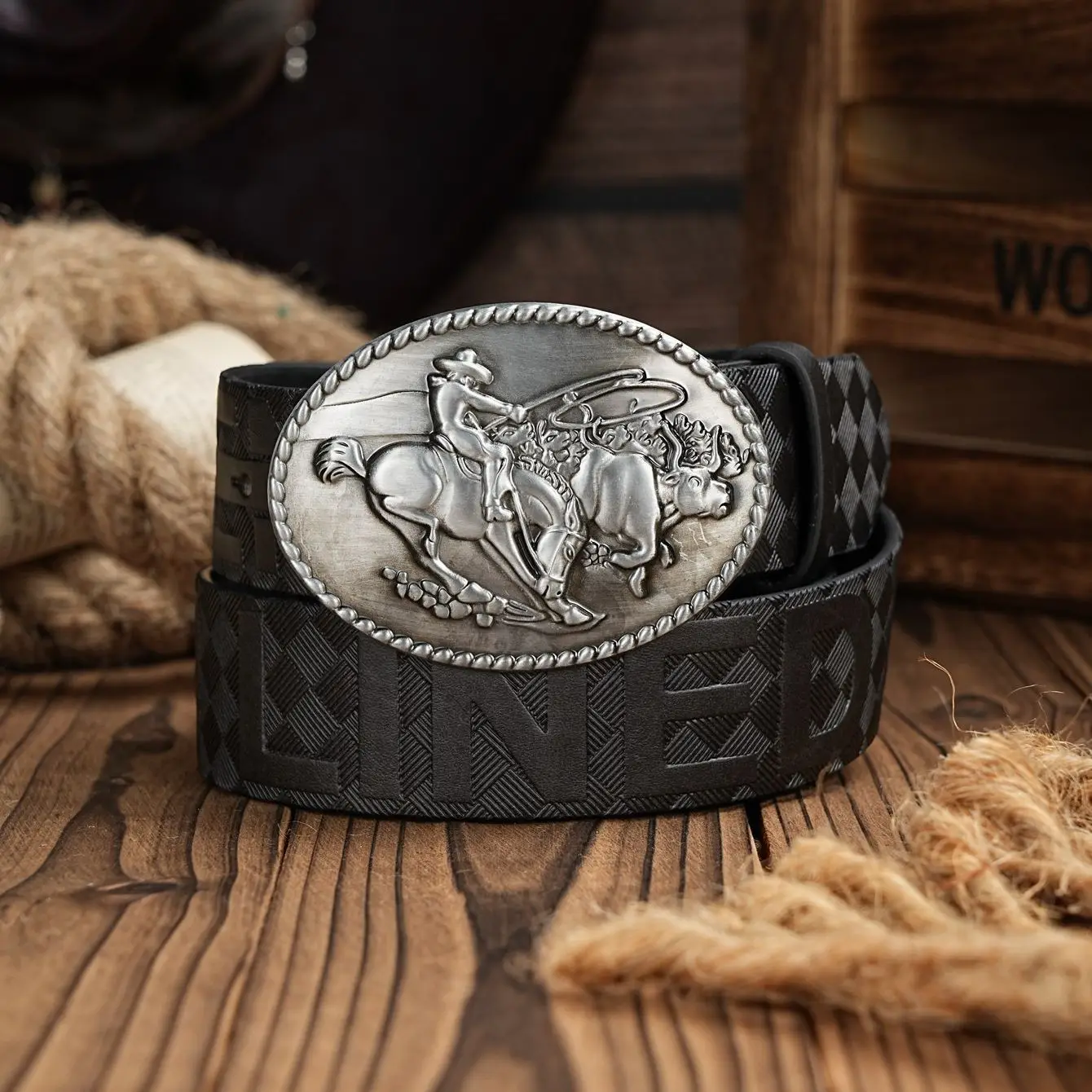 Western Cowboy PU Leather Belt - Men Waist Strap Bull Decoration Floral Engraved for Jeans