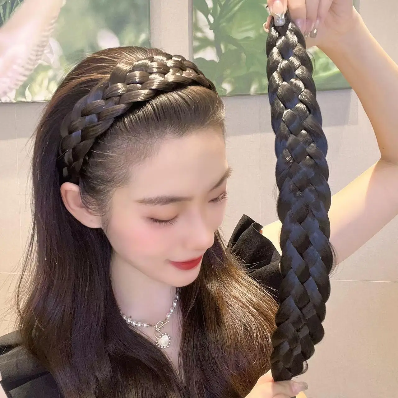 Wig Lebar Wanita Ikat Rambut Kepang Putar Aksesori Rambut Kepang Anti-selip Mode Wanita Aksesori Rambut Bando Wig Fashion Wanita