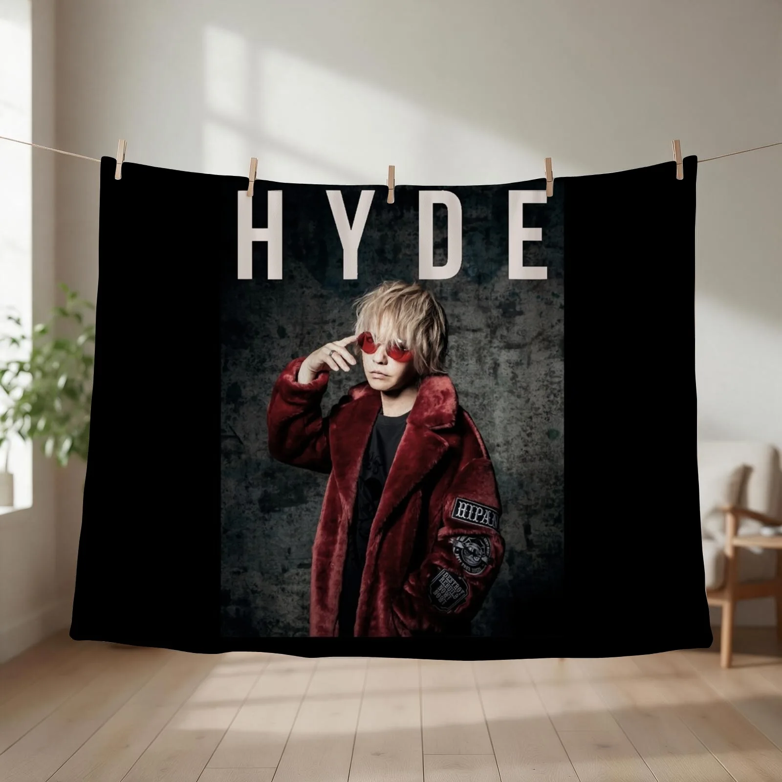 HYDE L'Arc-en-Ciel and VAMPS Vocalist Classic Throw Blanket couch cozy soft plush fuzzy picnic outdoor blanket
