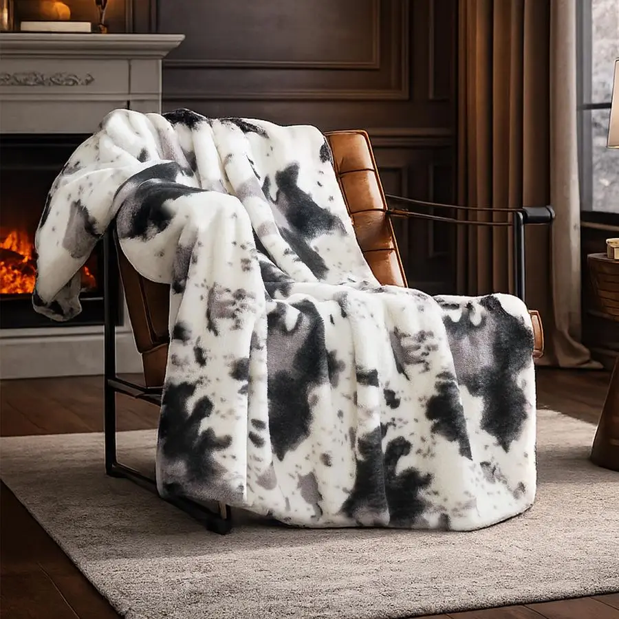 

Cow Print Faux Fur Throw Blanket, Animal Printed Blankets Super Soft Warm Thick Fluffy Throws Home Decor for Couch Bed Sofa Wom