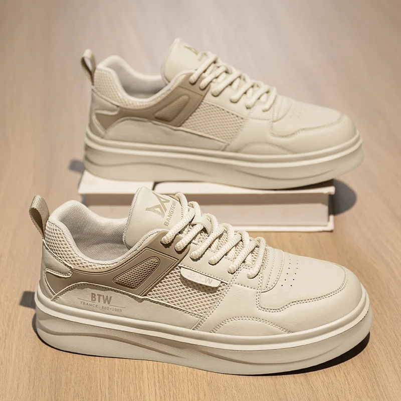 2025 Nuove sneakers bianche autunnali da uomo: scarpe casual traspiranti, stile coppia, trendy e più vendute