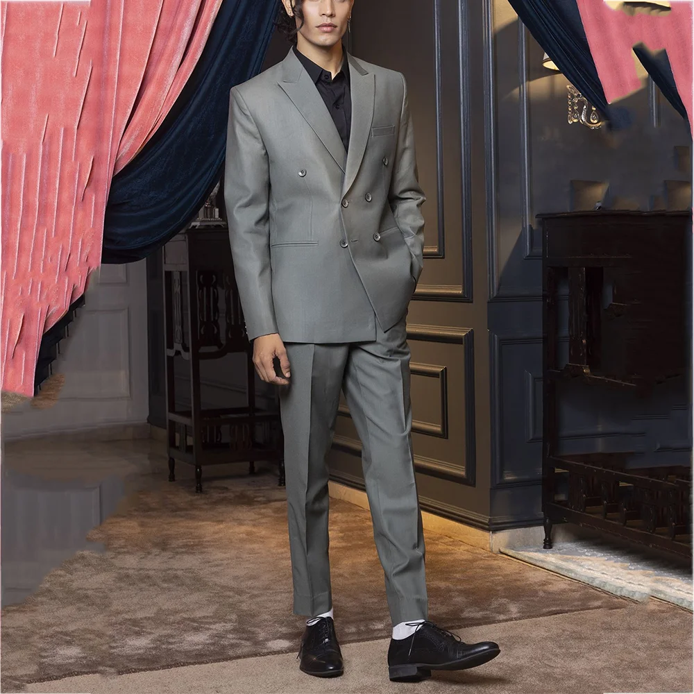 

Элегантный мужской костюм из двух предметов, высококачественный пиковый лацкан спереди, плоский двубортный наряд, деловой деловой мужской костюм на свадьбу