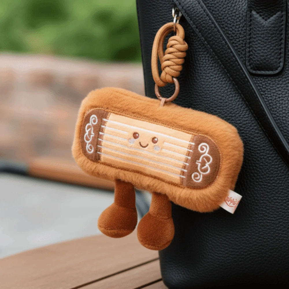 Mochila pingente instrumento simulado chaveiro recheado macio chinês cítara pingente kawaii conforto guzheng pingente presentes
