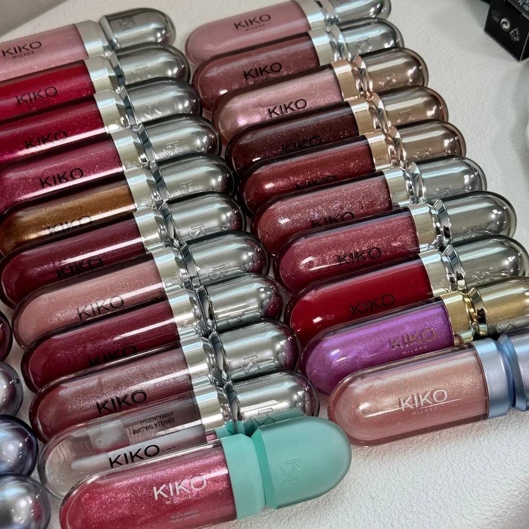 KIKO Milano 3D Hydra Xtreme Lip Gloss Instant Plumping Full Looking Lips Radiant Finish Ultra Reflective Micro Pearls Makeup