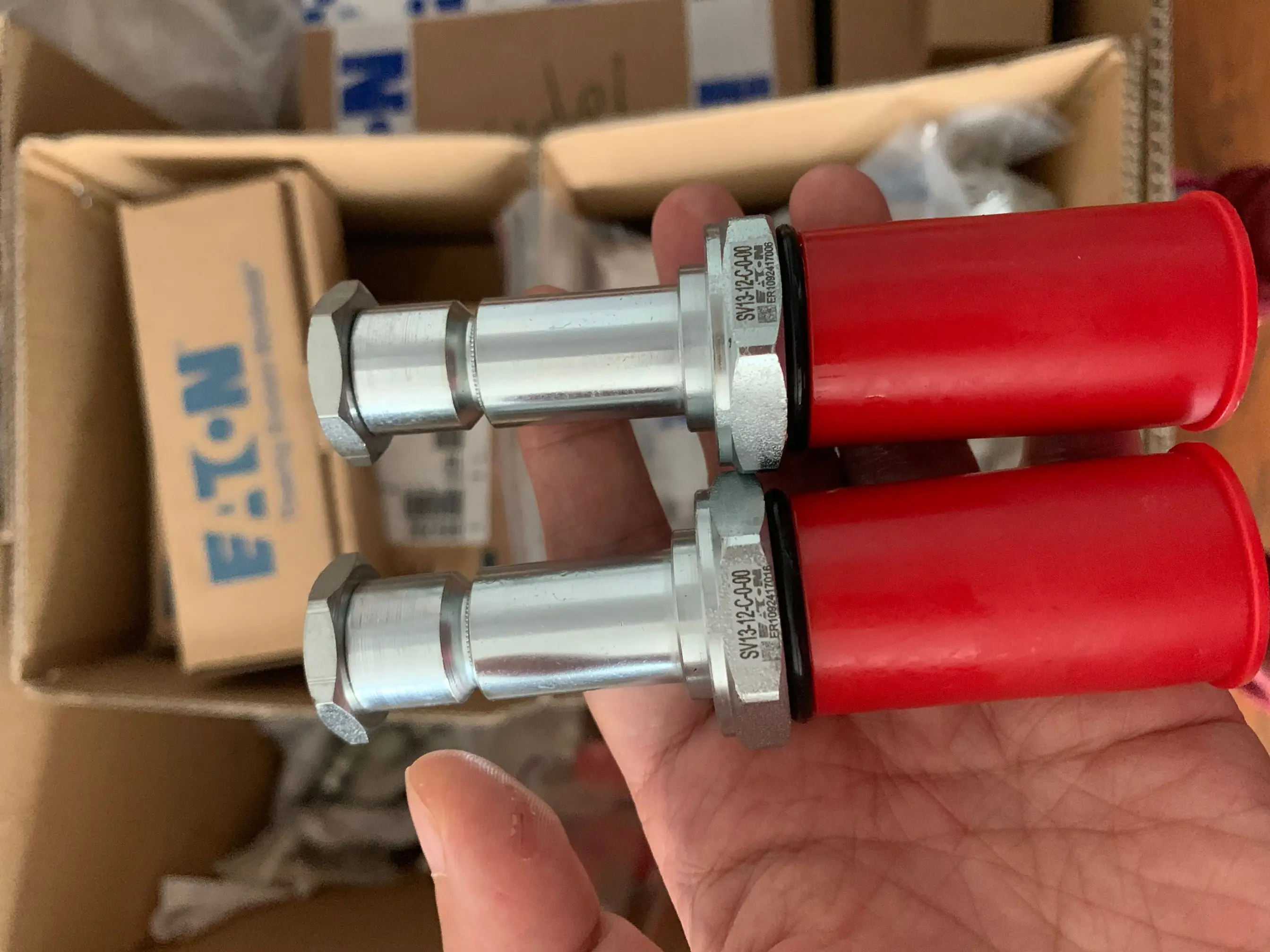 SV13-12-C-0-00 SV13-12 02-175827 SV13-12-C-0-24DGH 02-176269 ea  ton vick  ers IH Solenoid Valve HYDRAFORCE SUN HYDRAULICS ea  t