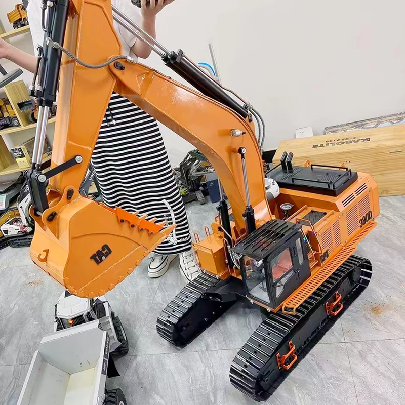 Excavadora 390D RC 1/8, excavadora hidráulica de Metal, modelo de doble cilindro, maquinaria pesada, coche de Control remoto, juguete para adultos