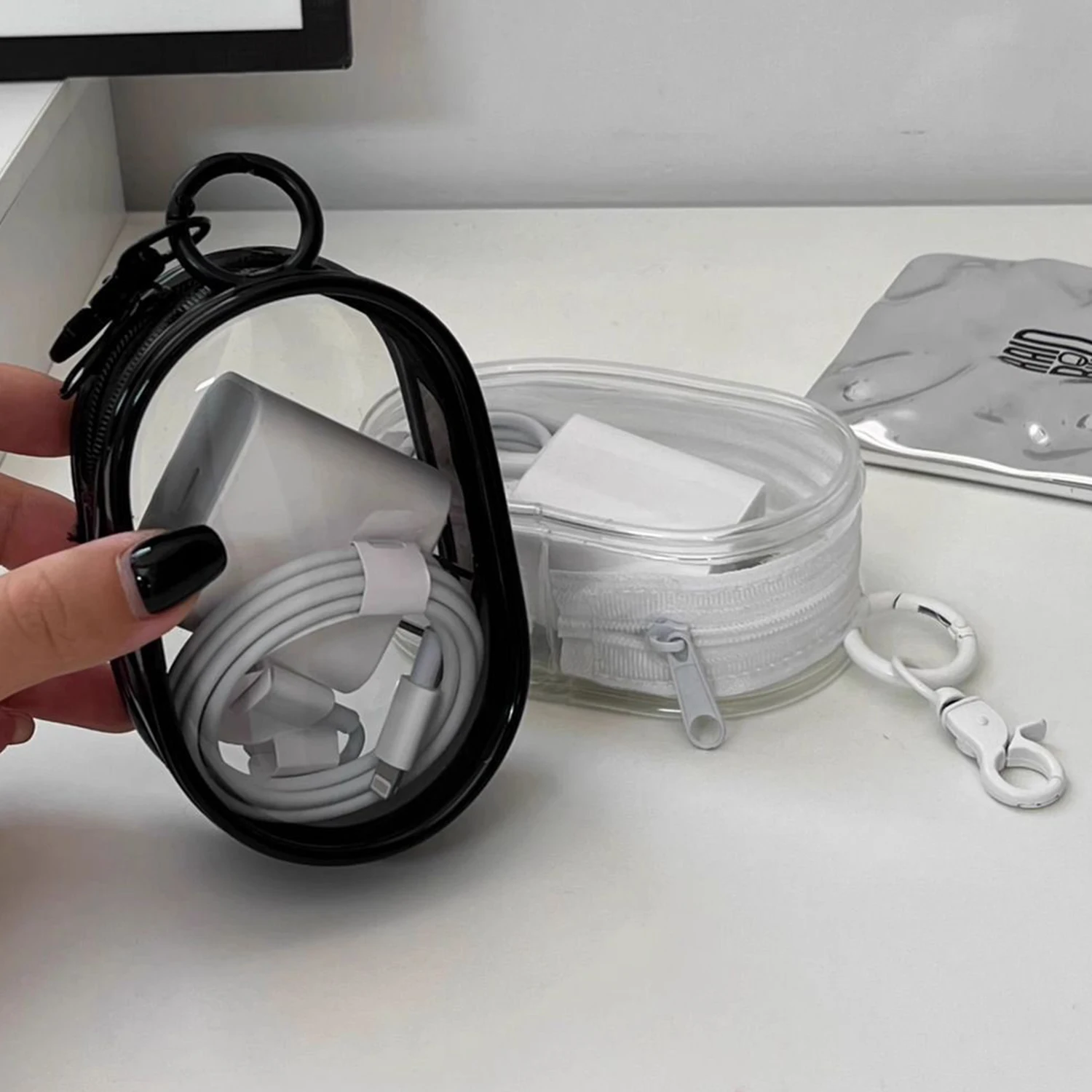 New Round Black PVC Transparent Cosmetic Bags Jewelry Organizer Portable Data Cable Earphone Coin Charger Storage Pouches