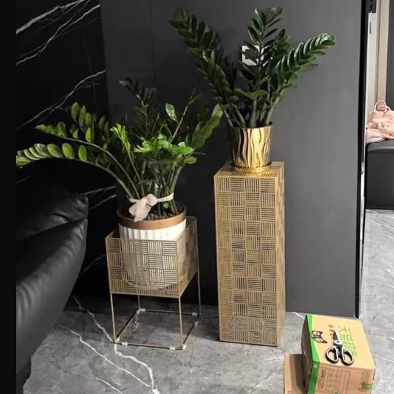 Organizzatore in metallo Armadi da soggiorno Display di stoccaggio Vanity Office Armadi da soggiorno Giardino Nordic Gabinete Mobili alla moda