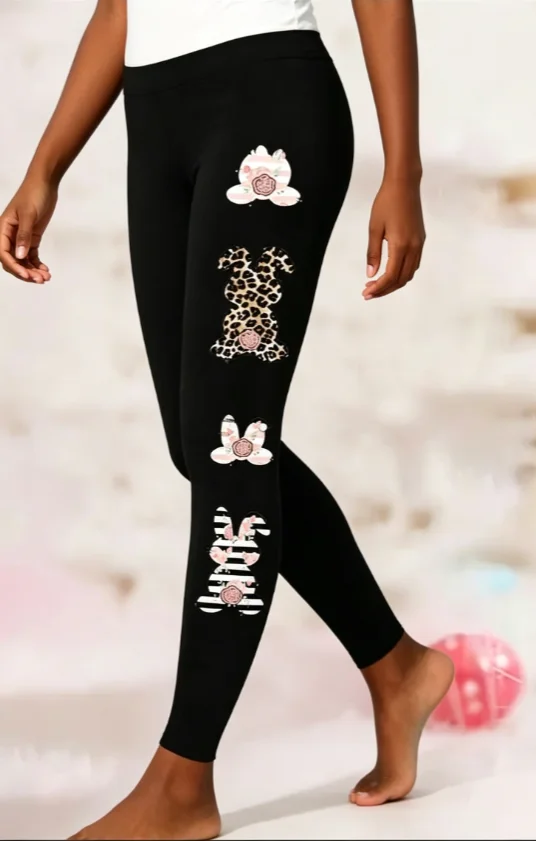 Vacation style leggings with a high waist that fits snugly around the legs, women's leggings