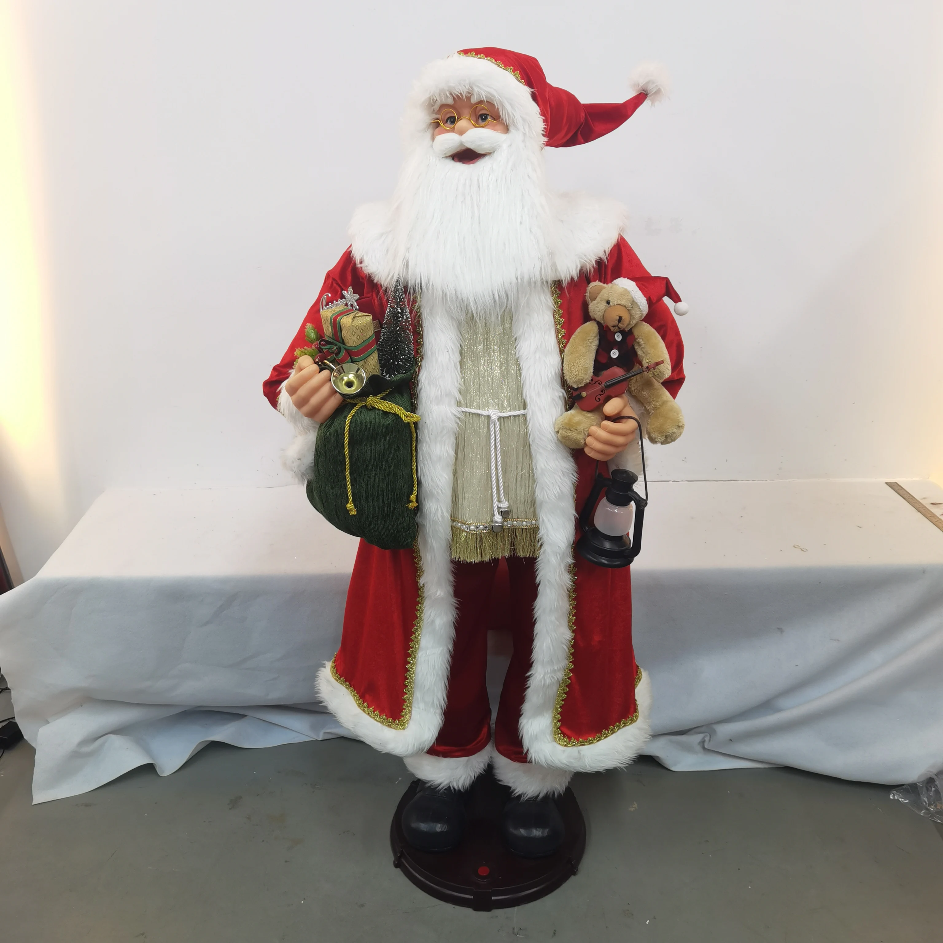 Large Outdoor Giant Life Size Dancing Santa Claus Toy Figurine Musical Twerk Christmas Santa Claus Doll Decoration