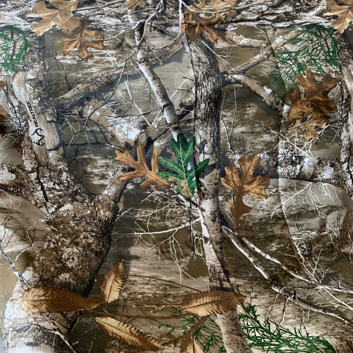 

Bionic Tree Leaves Cloth, Camo Fabric, Hunting and Fishing Clothing, DIY Material, 150cm Width