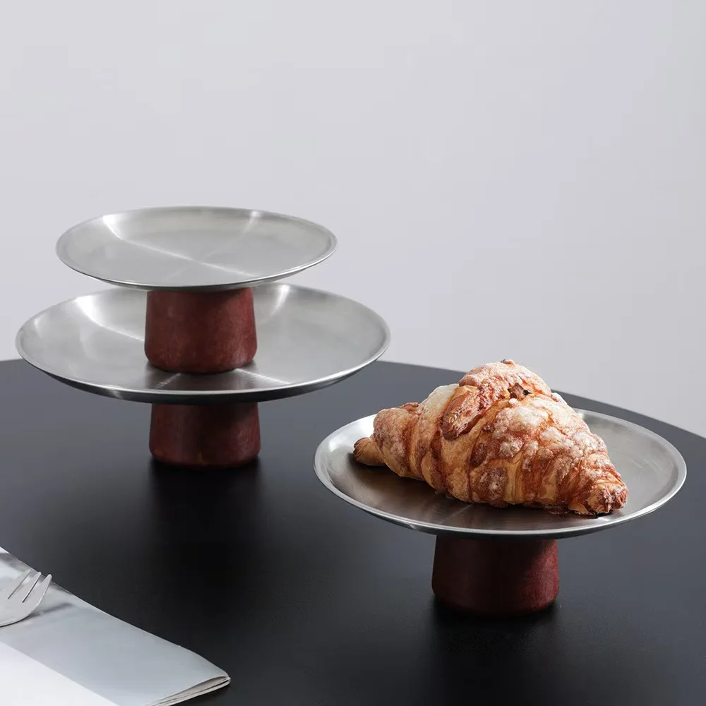 

Stainless Steel Round Storage Tray with Wood Base Desktop Kitchen Serving Plate Fruit Candy Bread Cake Dessert Trays Tableware